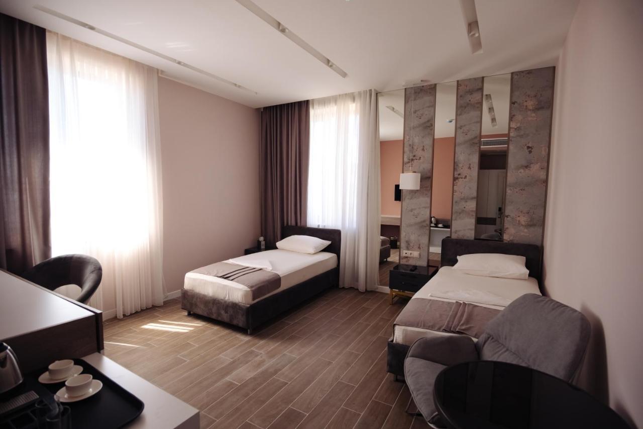 Gs Premium Hotel Jereván Kültér fotó